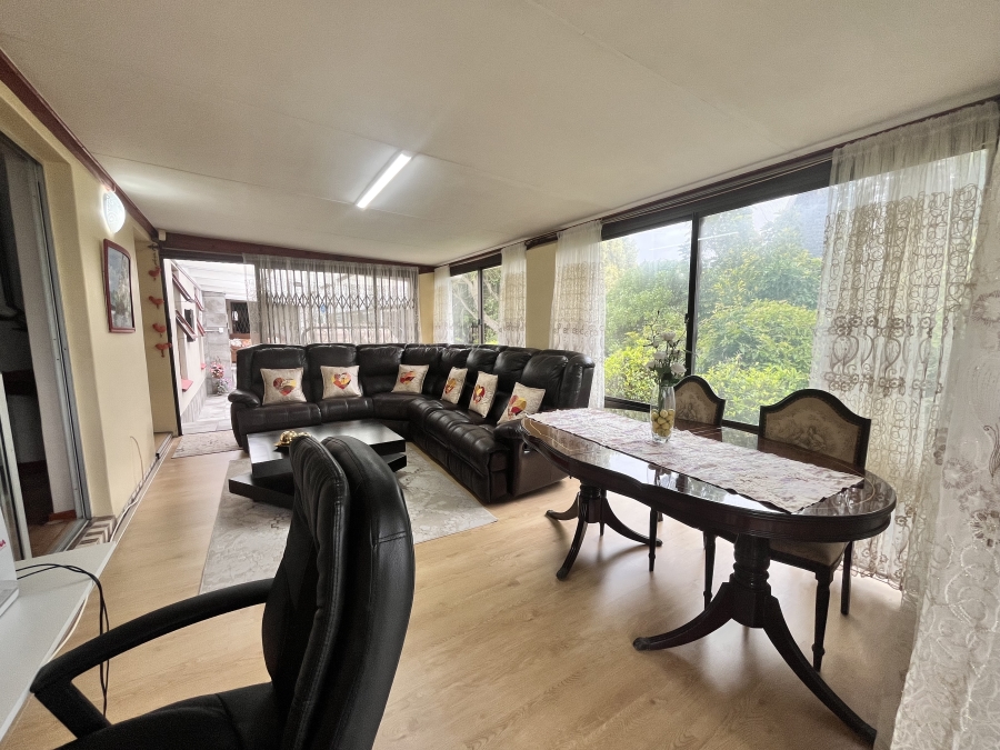 4 Bedroom Property for Sale in Dana Bay Western Cape